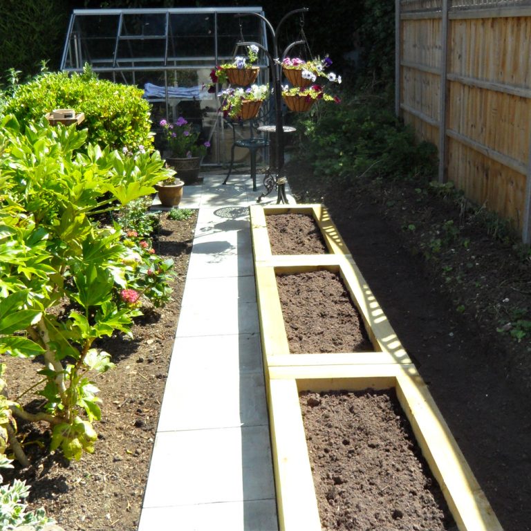 Keith / Surrey - Garden Sleepers - UK Railway Sleepers Nationwide